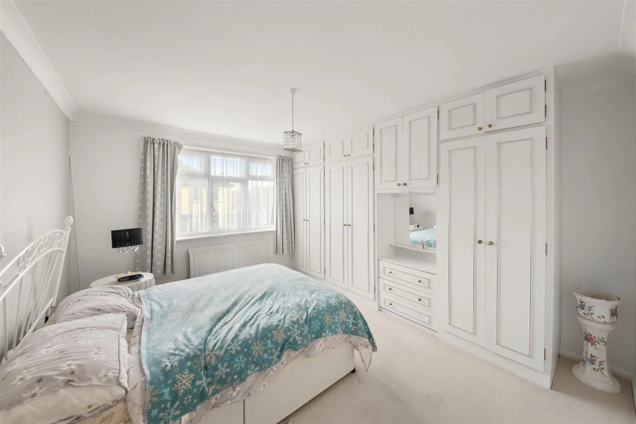 Nelson Road, Twickenham, photo 6