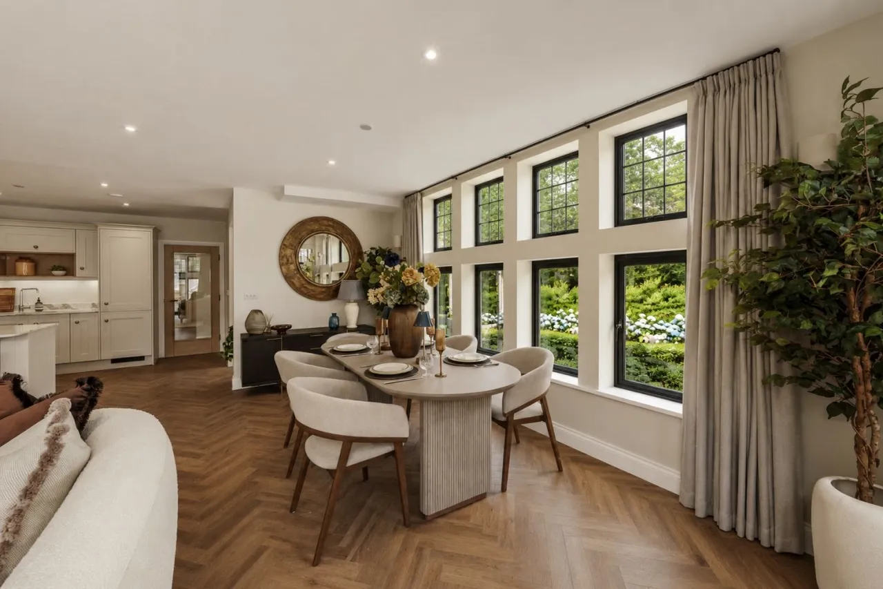 Lyndhurst, SO43, photo 3