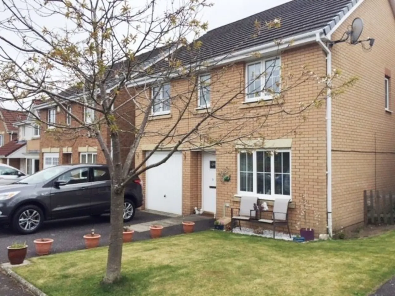 4 bed house to rent — Darnaway Drive, Glenrothes