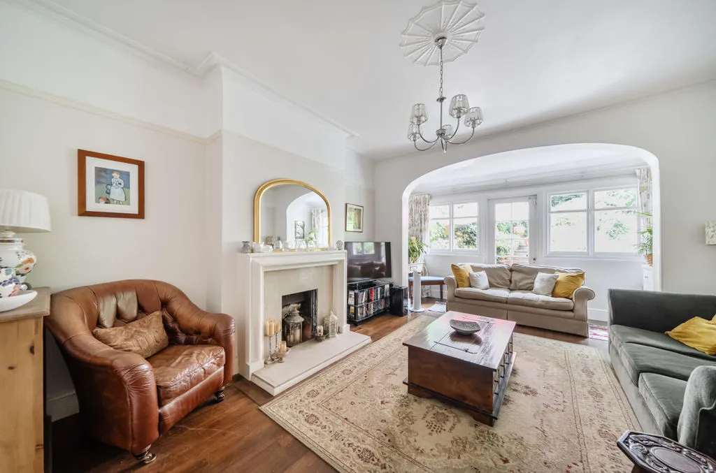 Foxley Lane, Purley CR8 3EH, photo 2