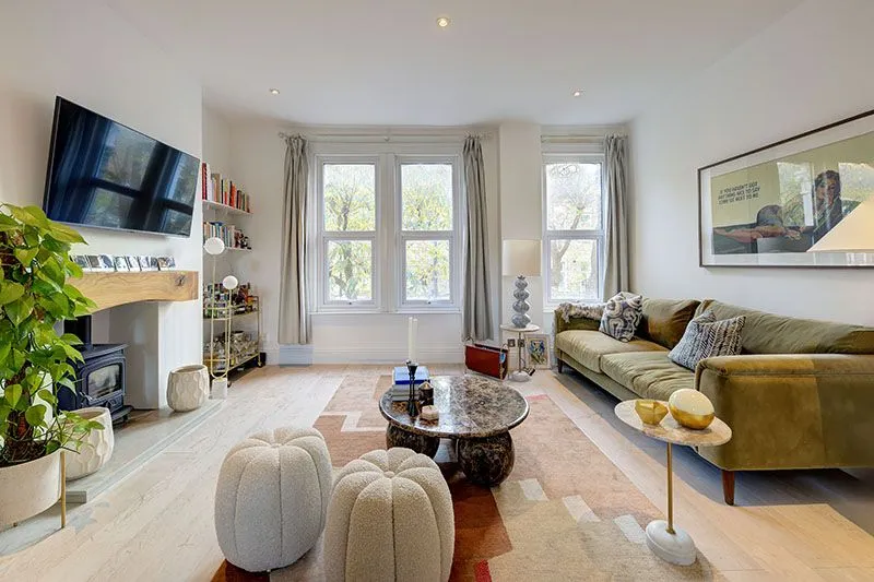 2 bed flat for sale — Hemstal Road, West Hampstead, London, NW6 2AJ