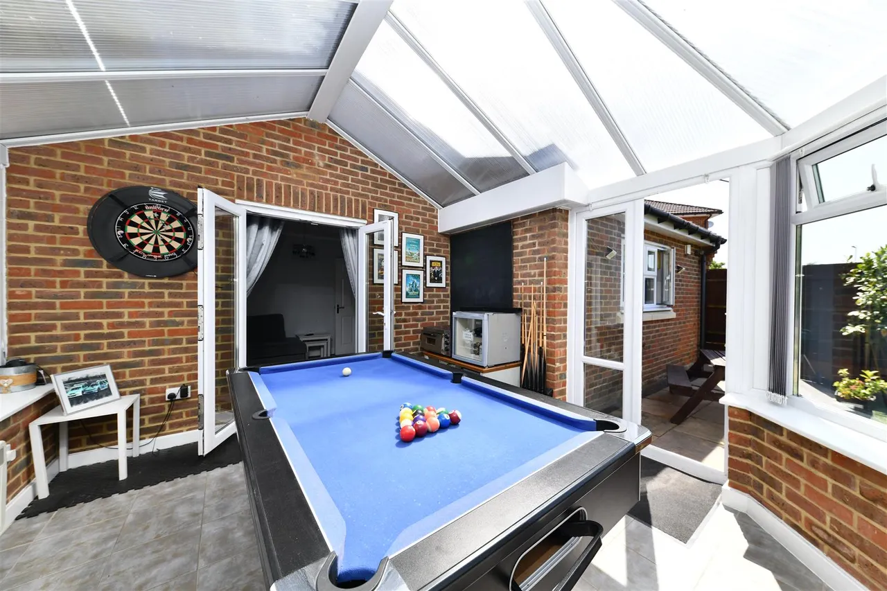 Great Ashby Way, Stevenage, Herts, SG1 6DT, photo 18