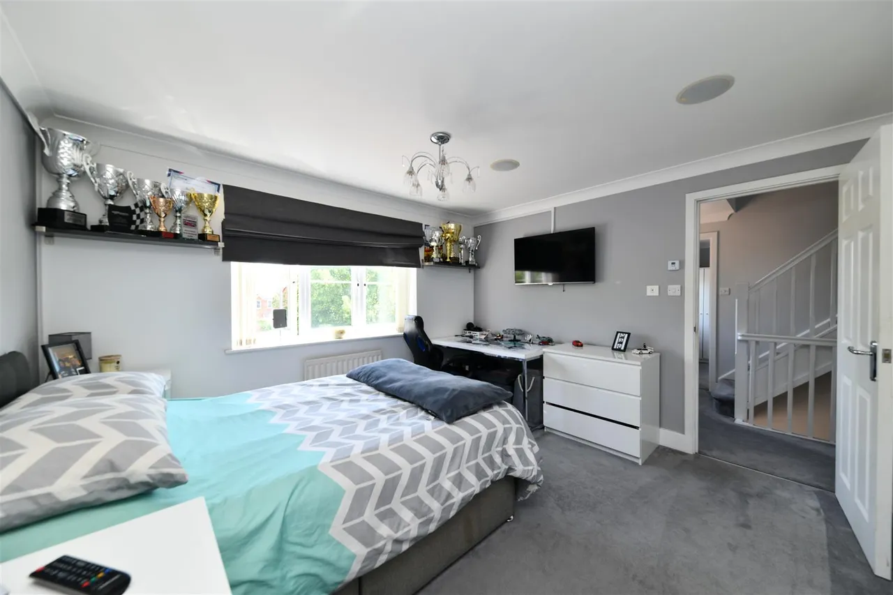 Great Ashby Way, Stevenage, Herts, SG1 6DT, photo 21