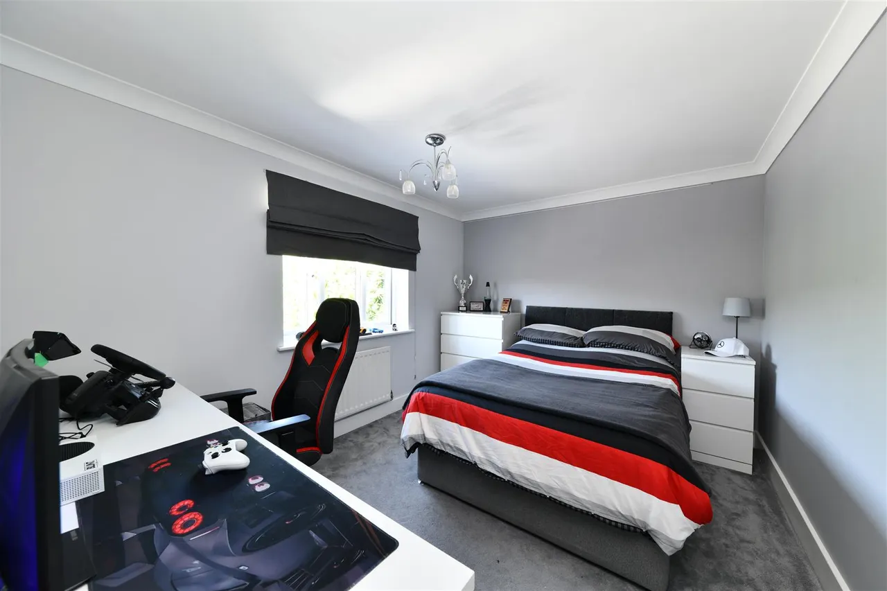 Great Ashby Way, Stevenage, Herts, SG1 6DT, photo 9