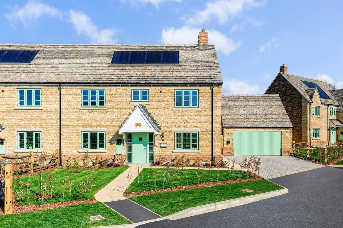 3 bed house for sale, Spine Road West, Ashton Keynes, SN6