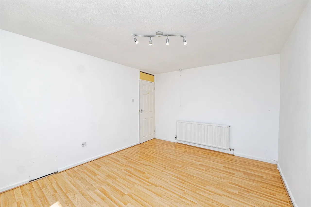 Trem-Y-Mor Bridgend, CF31, photo 16