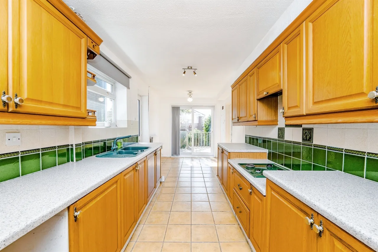 Trem-Y-Mor Bridgend, CF31, photo 7