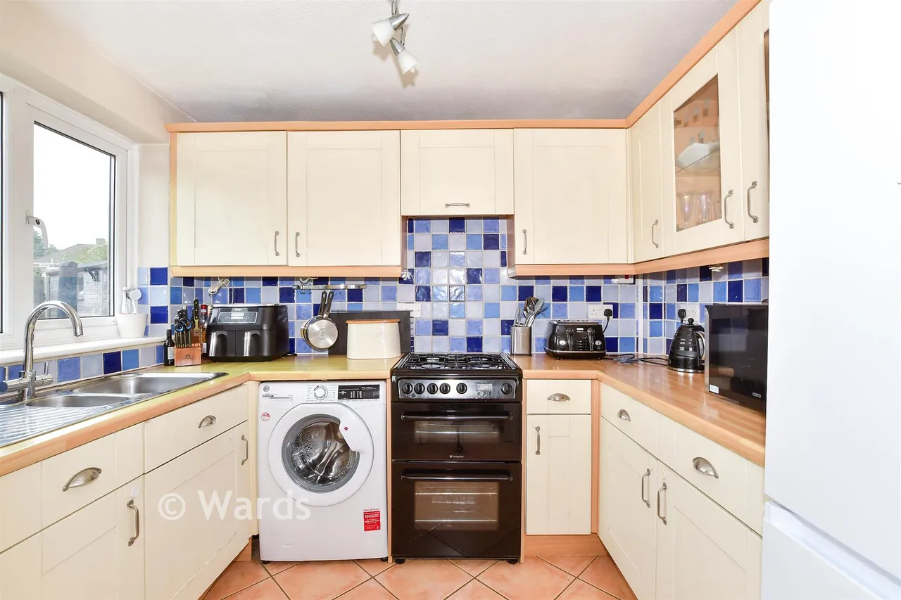 Pippin Close, Coxheath, ME17, photo 4