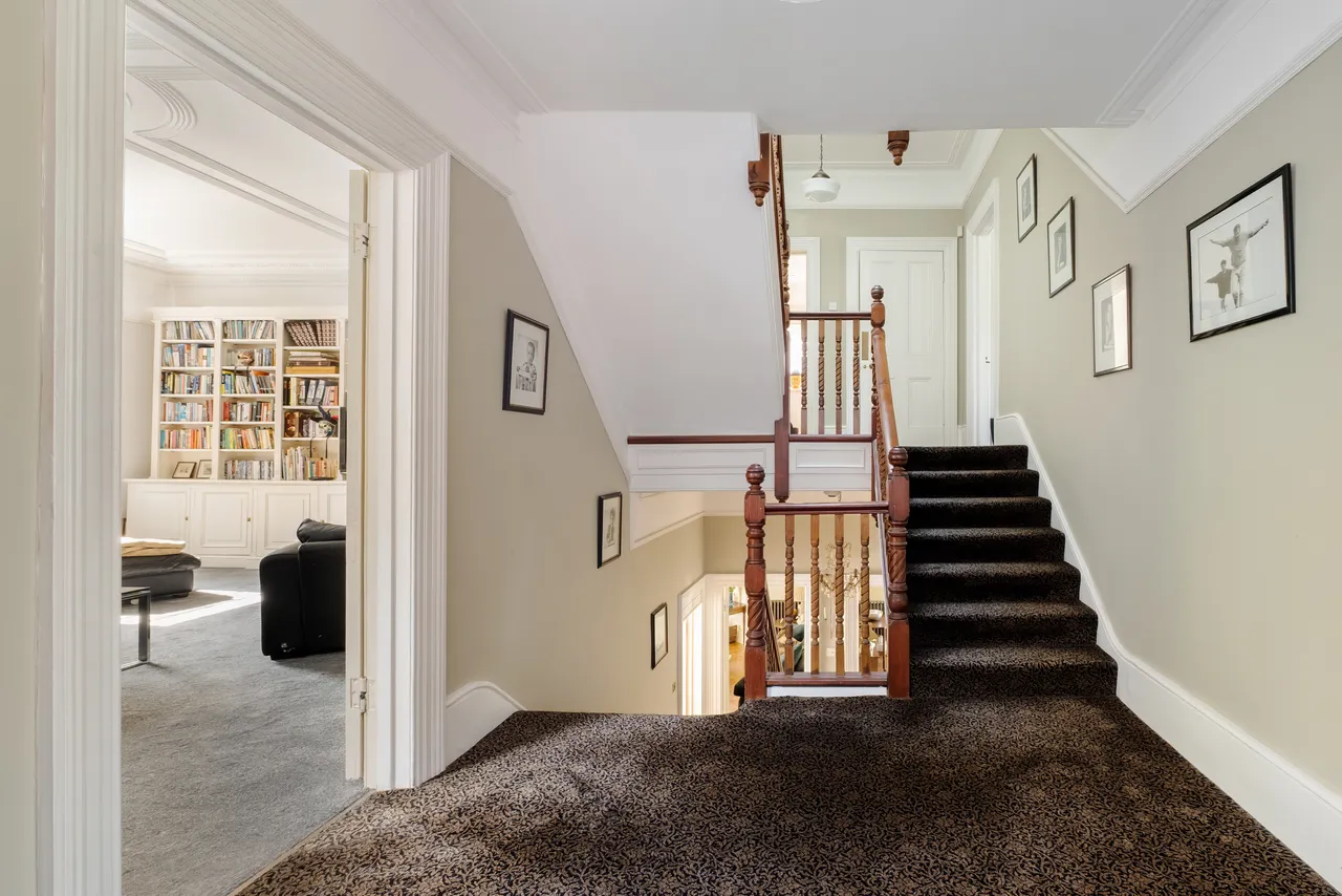 Coolhurst Road, London, N8, photo 38