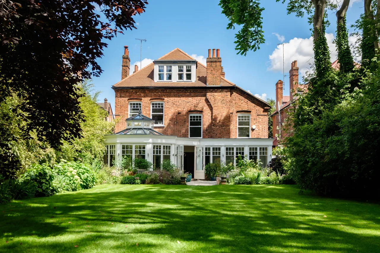 6 bed house for sale, Coolhurst Road, London, N8
