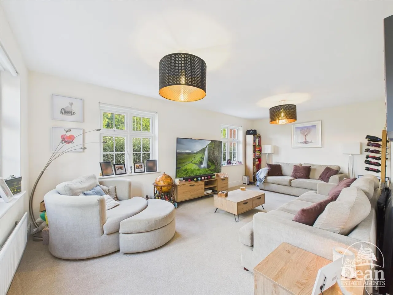 Archers Hall Place, Highfield Road, Lydney, photo 2