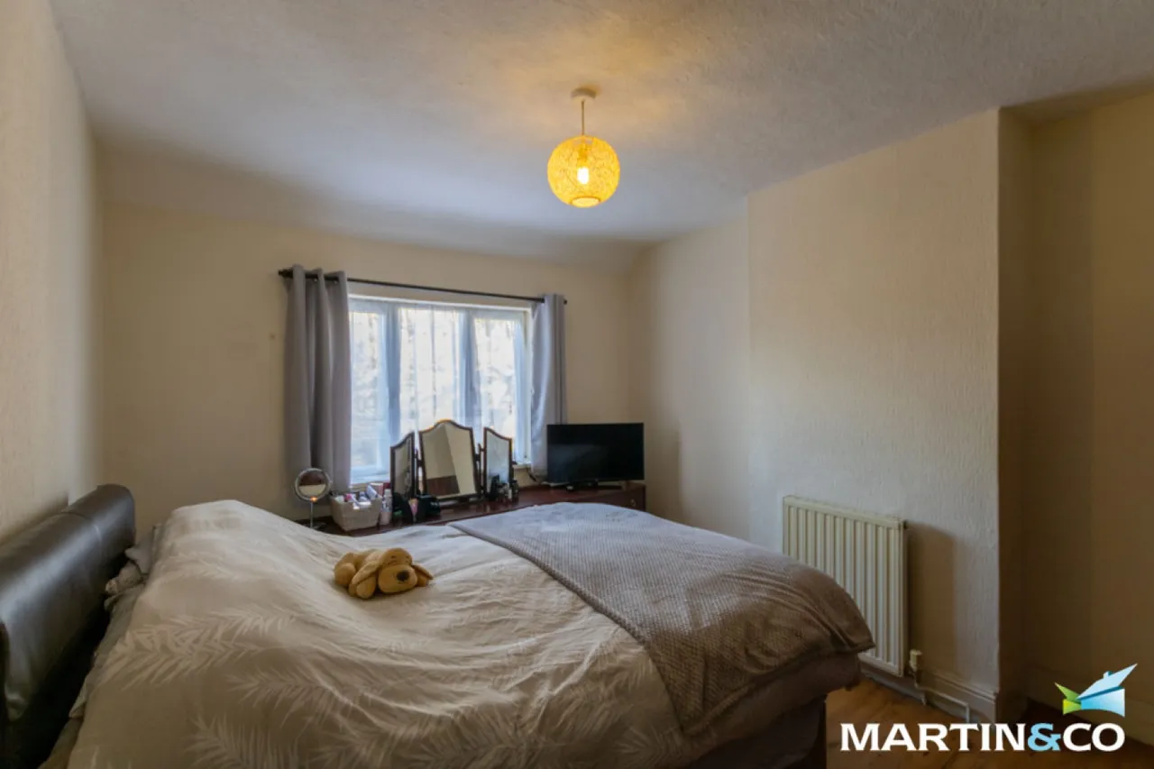 Hagley Road West, Oldbury, B68, photo 11