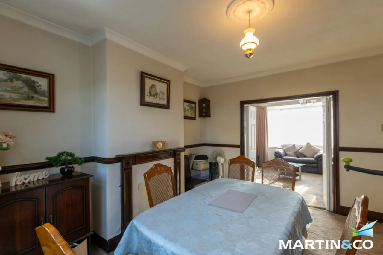 Hagley Road West, Oldbury, B68, photo 5