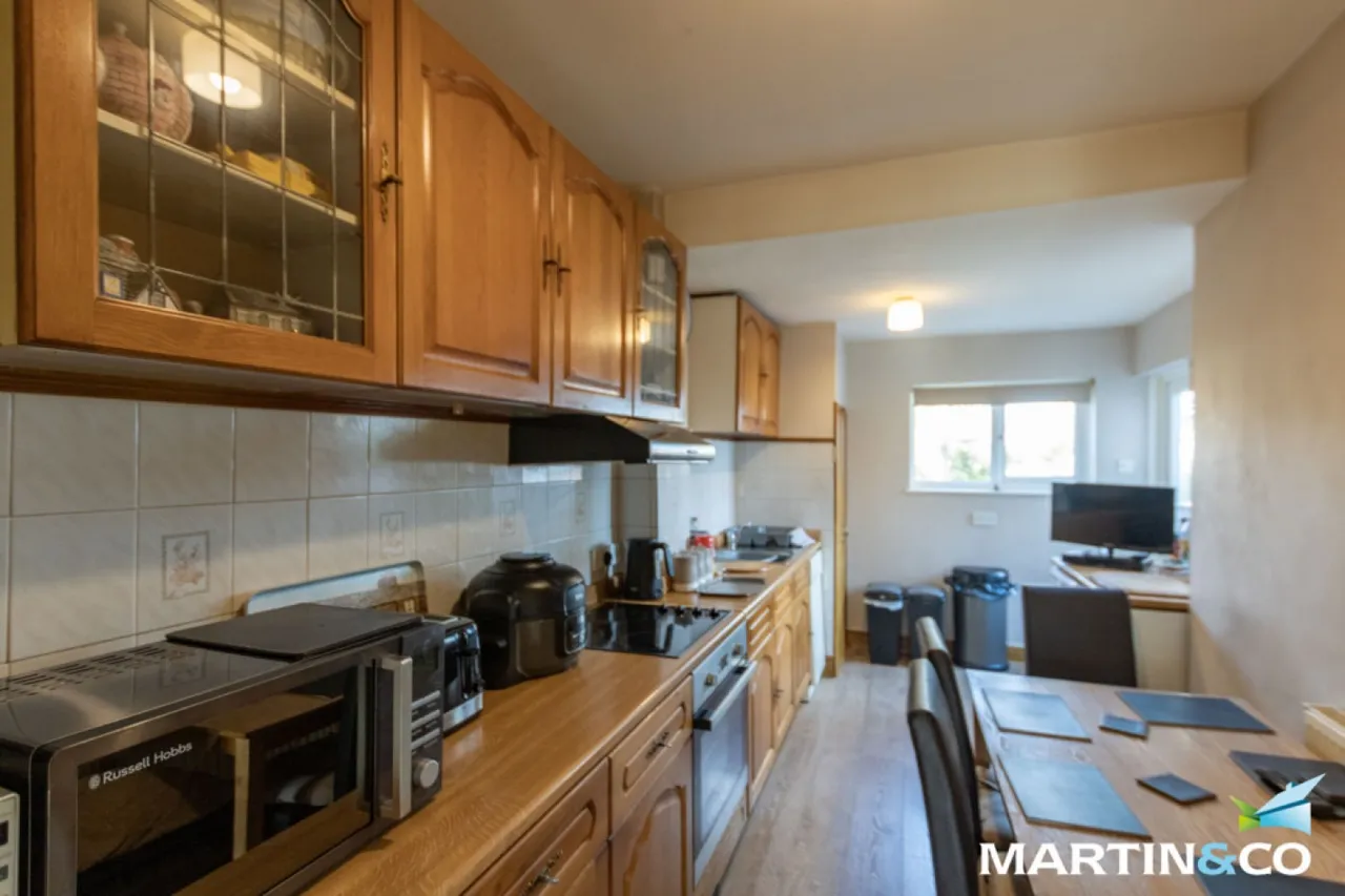 Hagley Road West, Oldbury, B68, photo 6