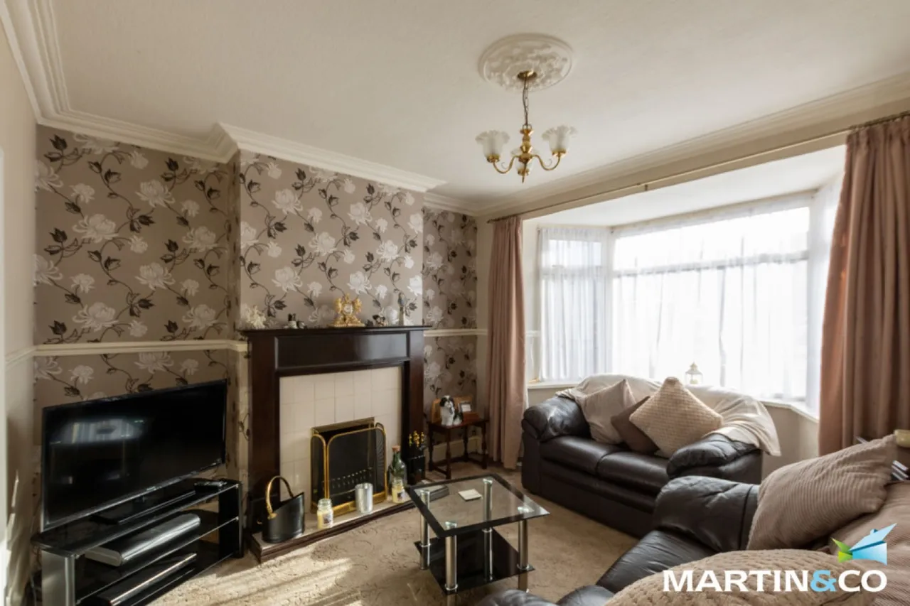 Hagley Road West, Oldbury, B68, photo 2