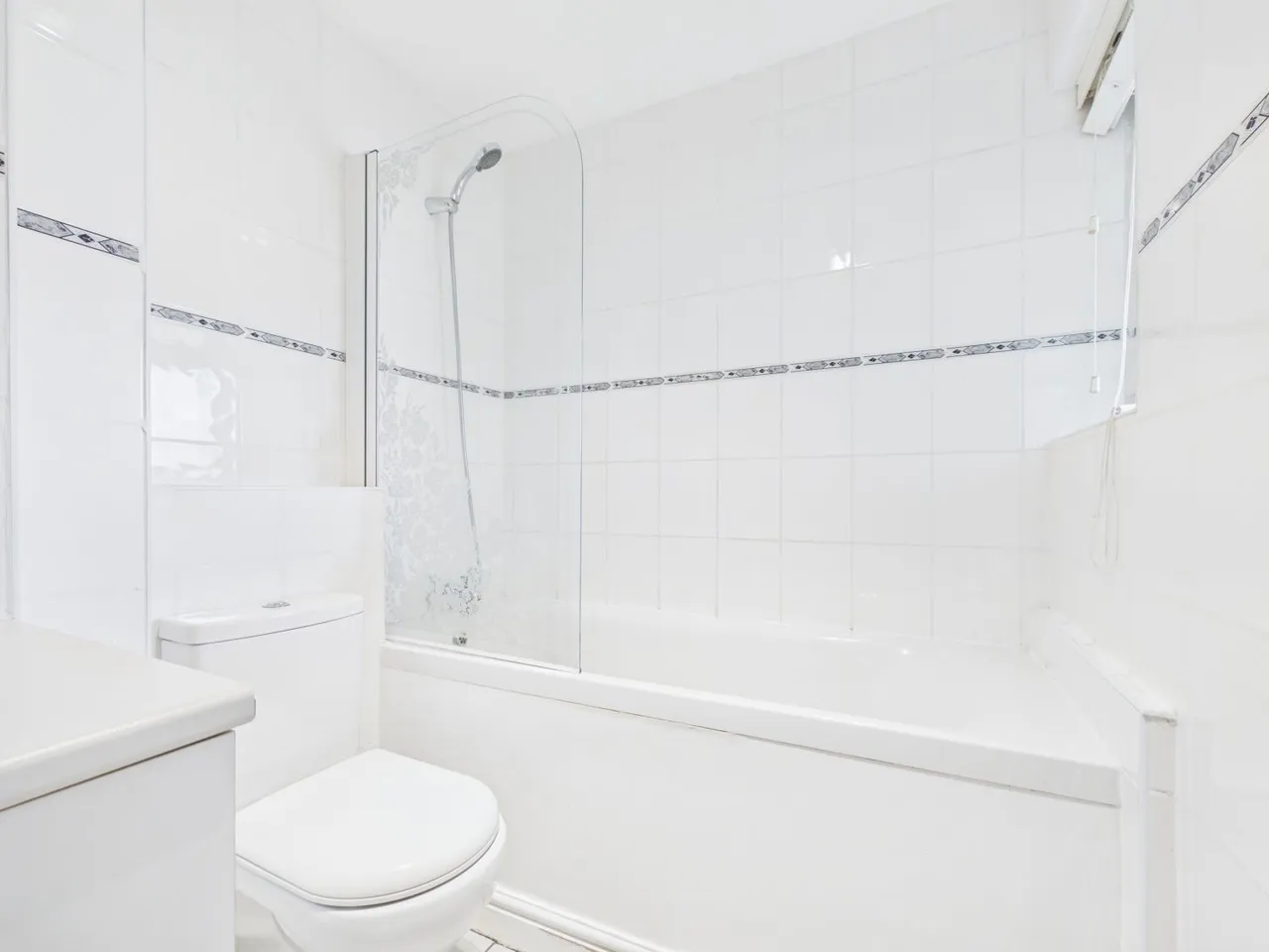 Martell Court, Beeston, NG9, photo 8