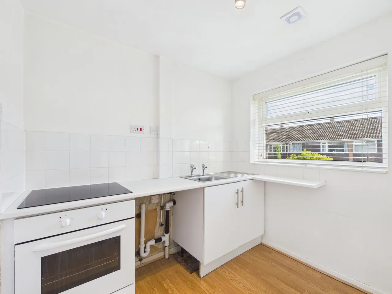 Martell Court, Beeston, NG9, photo 6