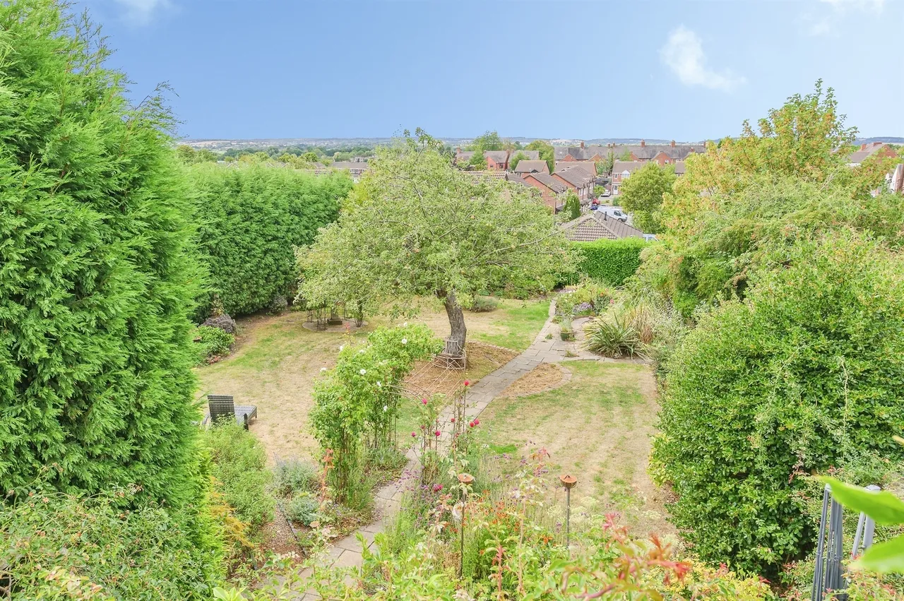 Wilnecote House Drive, Wilnecote, B77, photo 25