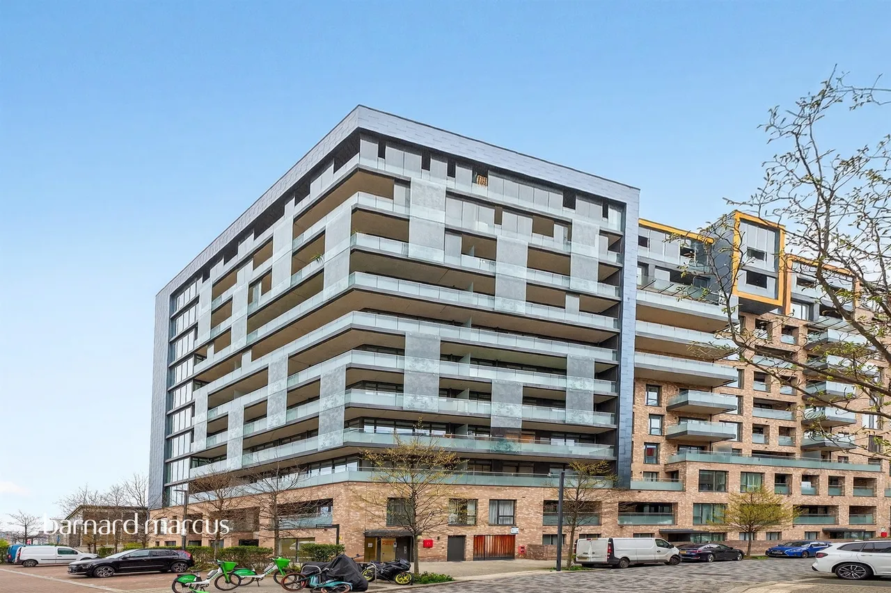 1 bed flat for sale — Rennie Street, London