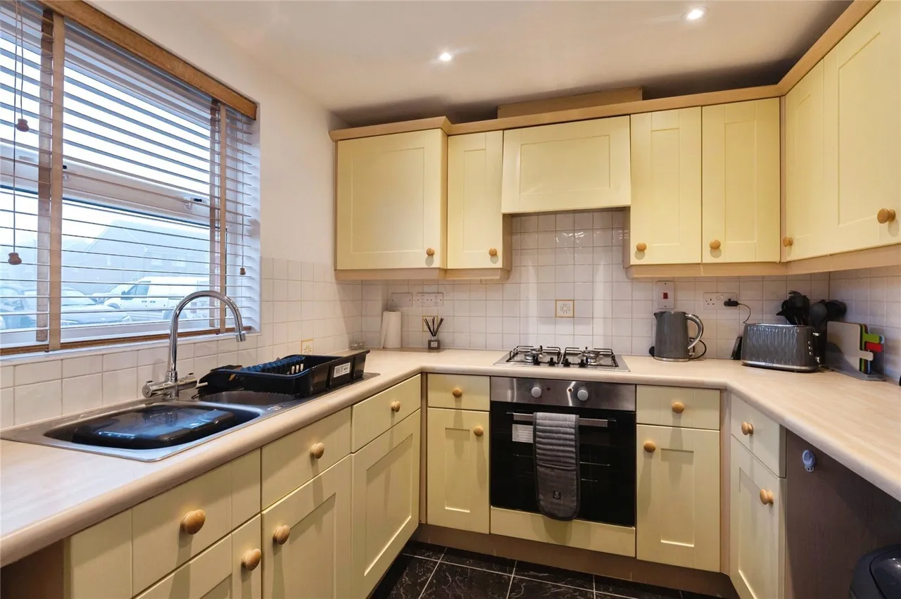 Burns Close, Billericay, Essex, CM11, photo 4
