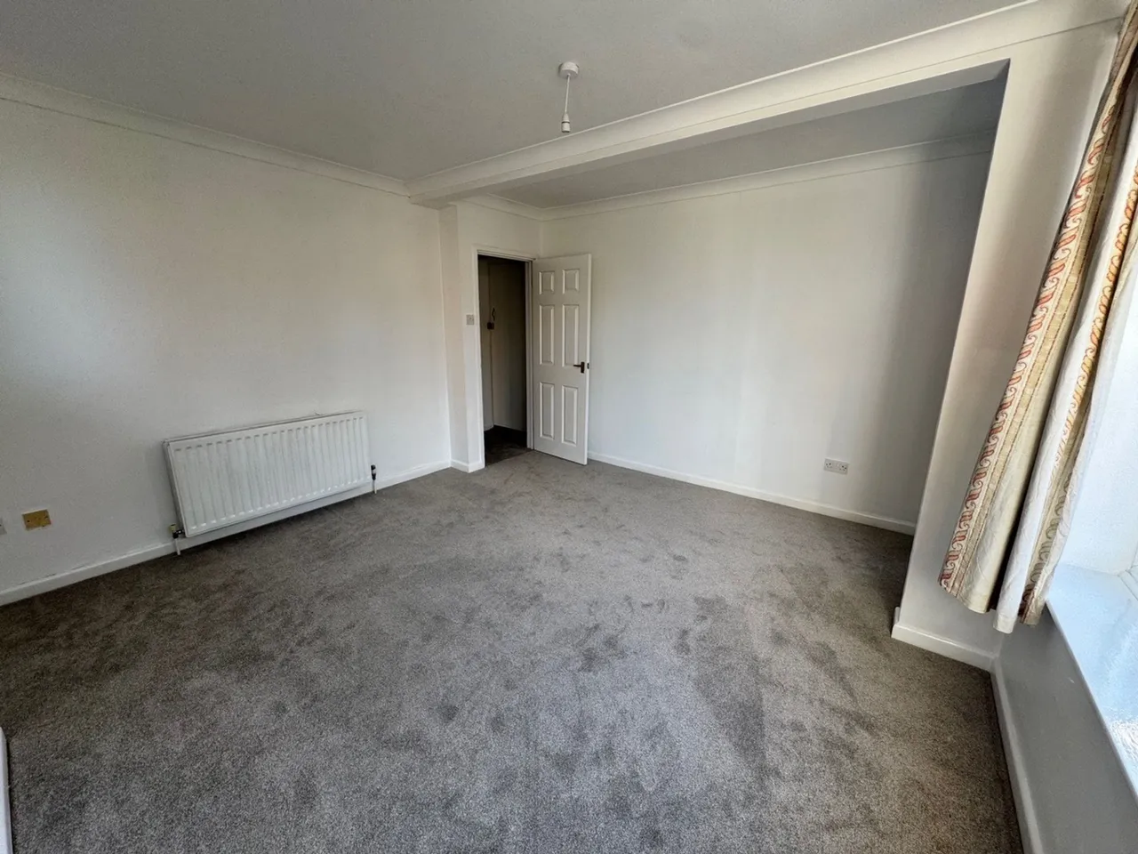 Desborough Avenue, Avery Court, HP11, photo 4