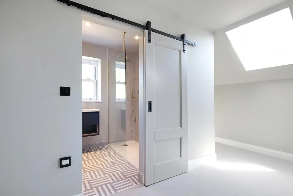 Paddock Grove, Effingham, KT24, photo 13