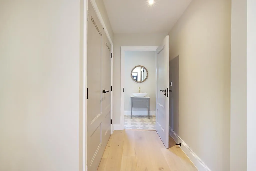Paddock Grove, Effingham, KT24, photo 7