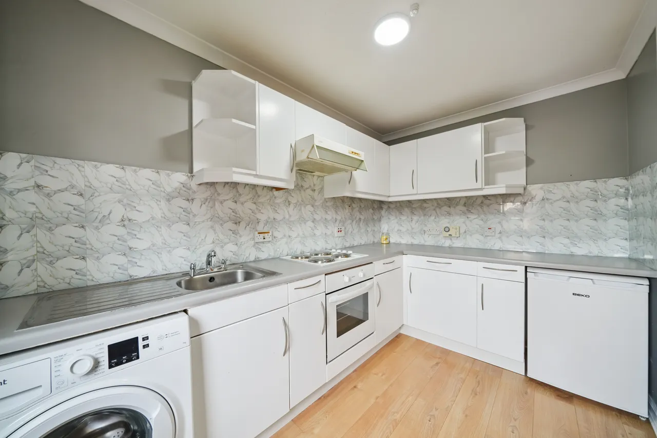 Meadow Way, Newton Mearns, G77, photo 5