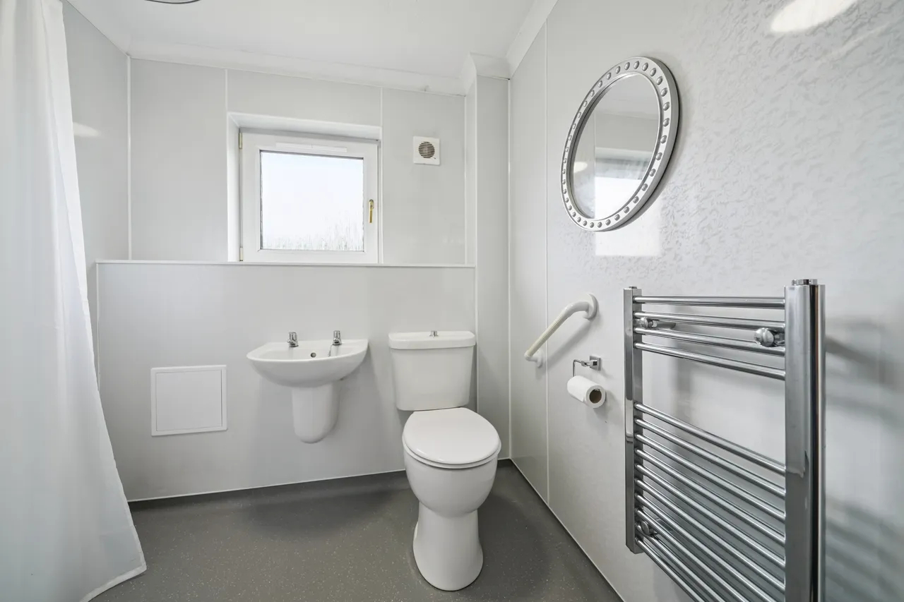 Meadow Way, Newton Mearns, G77, photo 12