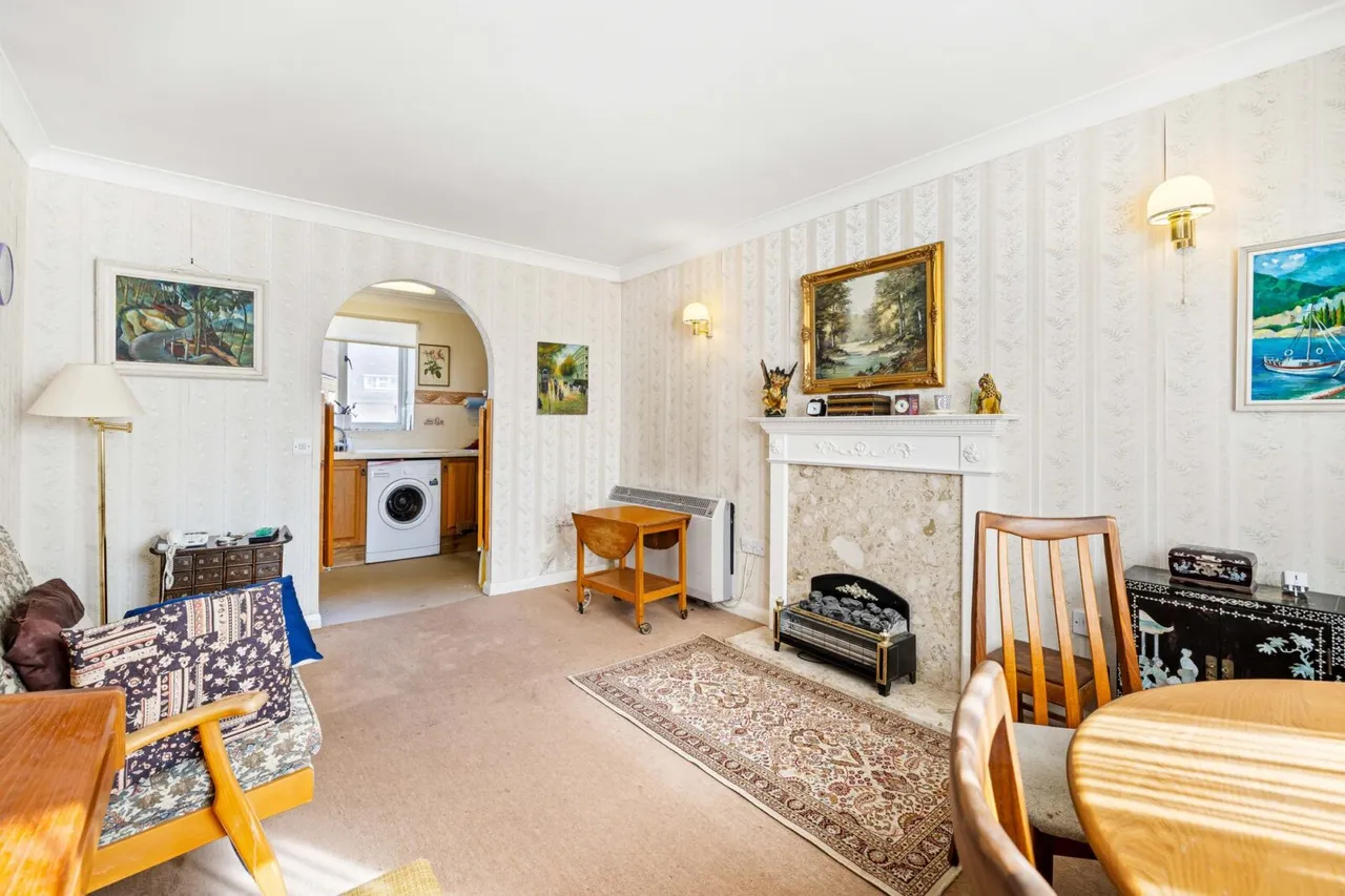 Flat 30, Forest Lodge Portland Road, East Grinstead, East Grinstead, RH19 4EZ, photo 5
