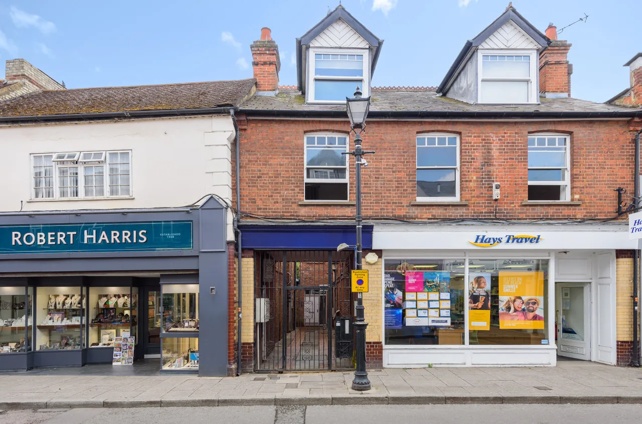 High Street, Rickmansworth, WD3, photo 9