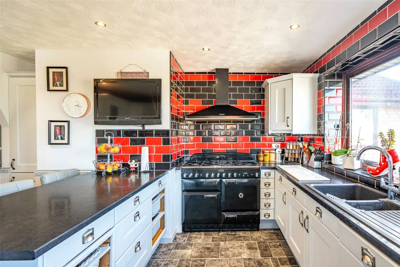Kewstoke Road, Kewstoke, BS22, photo 12