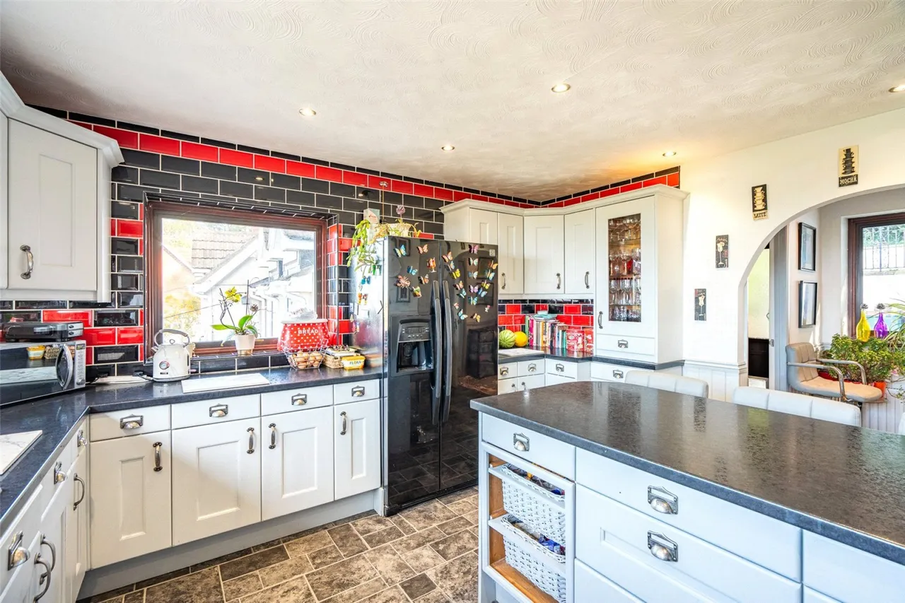 Kewstoke Road, Kewstoke, BS22, photo 26