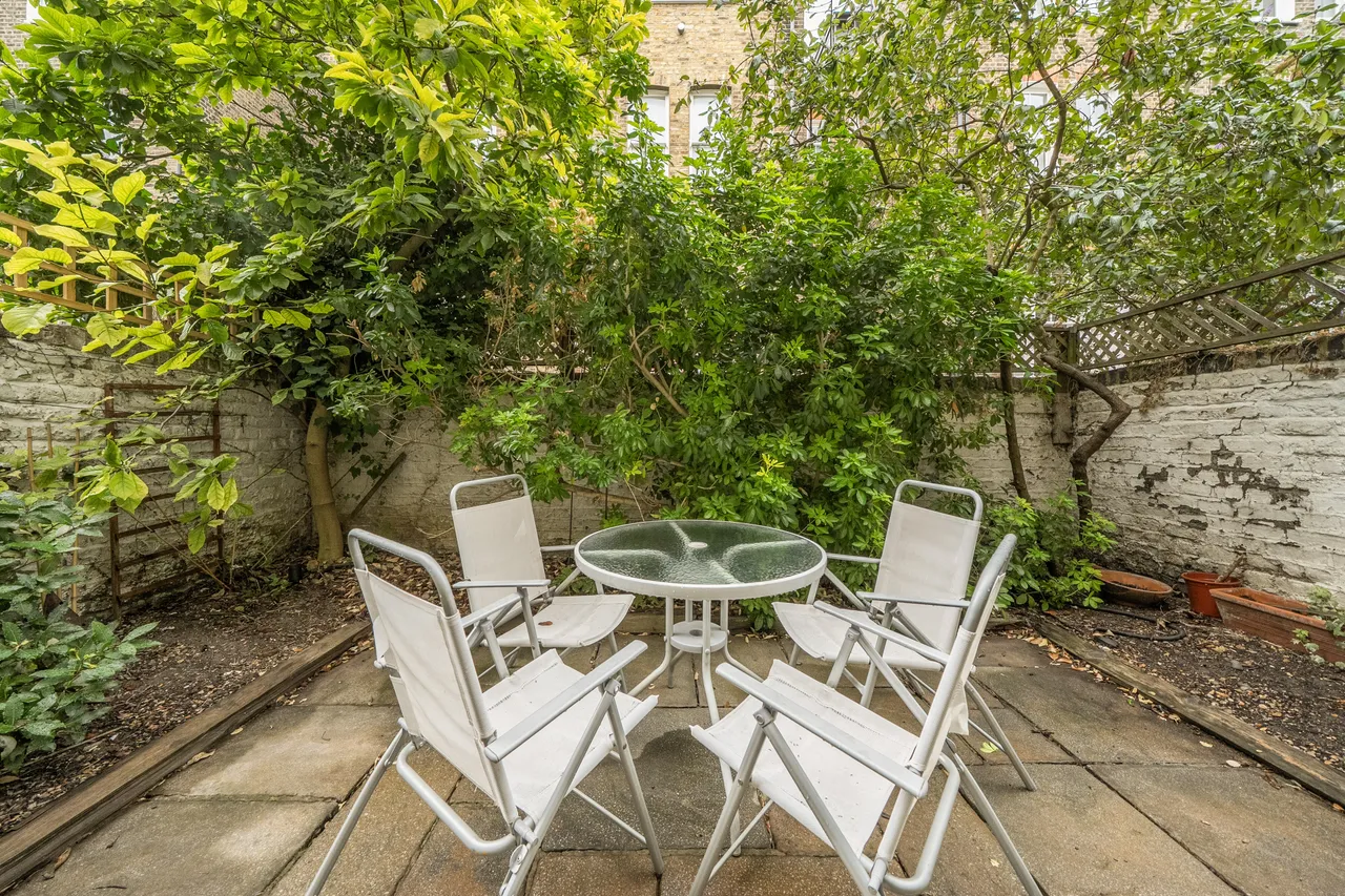 Lower Ground Floor Flat, 35 Barton Road, London, photo 7