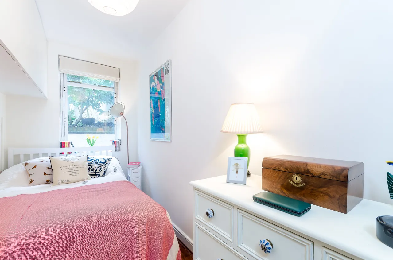 Lower Ground Floor Flat, 35 Barton Road, London, photo 6