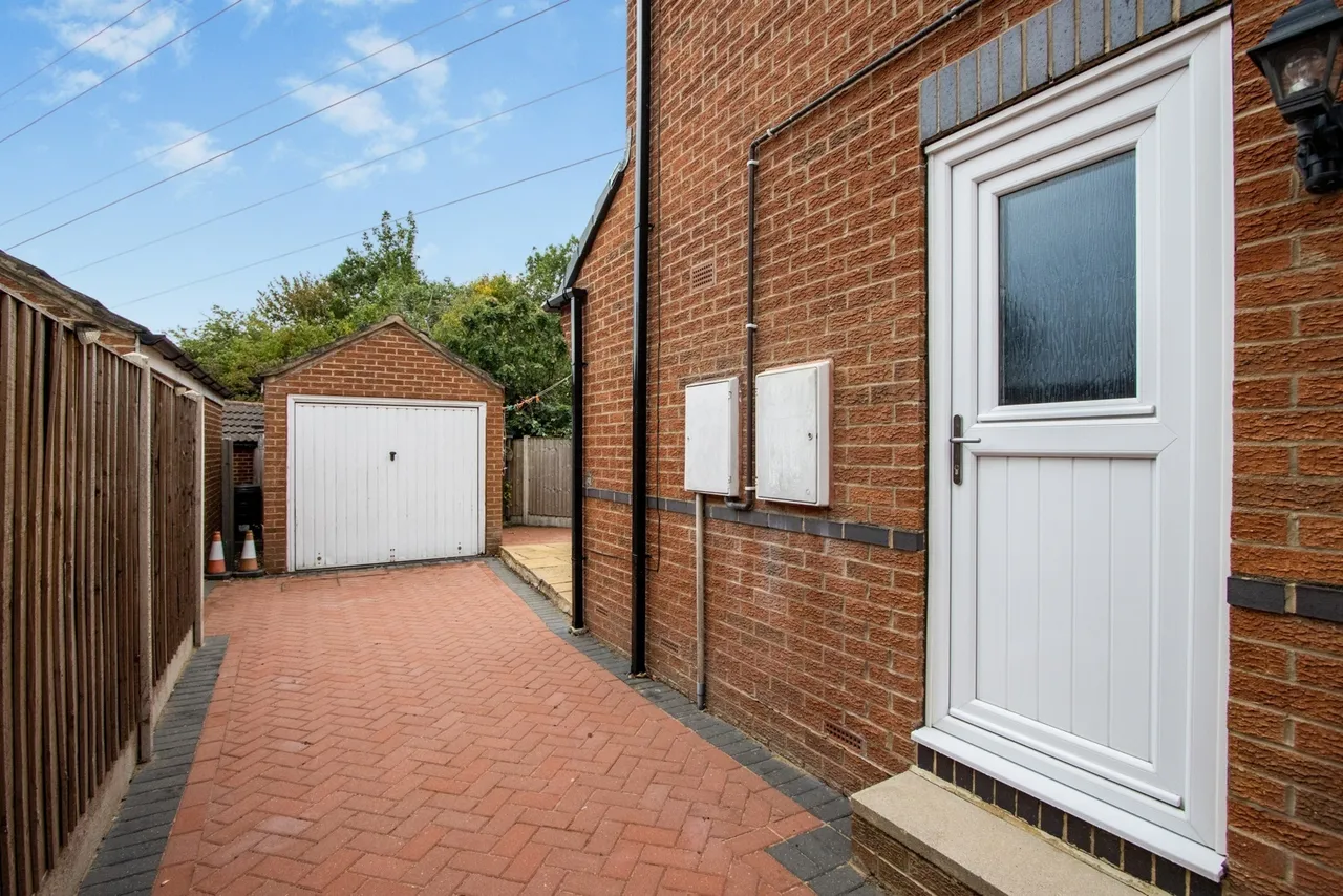 Rushworth Close, Stanley, WF3, photo 18