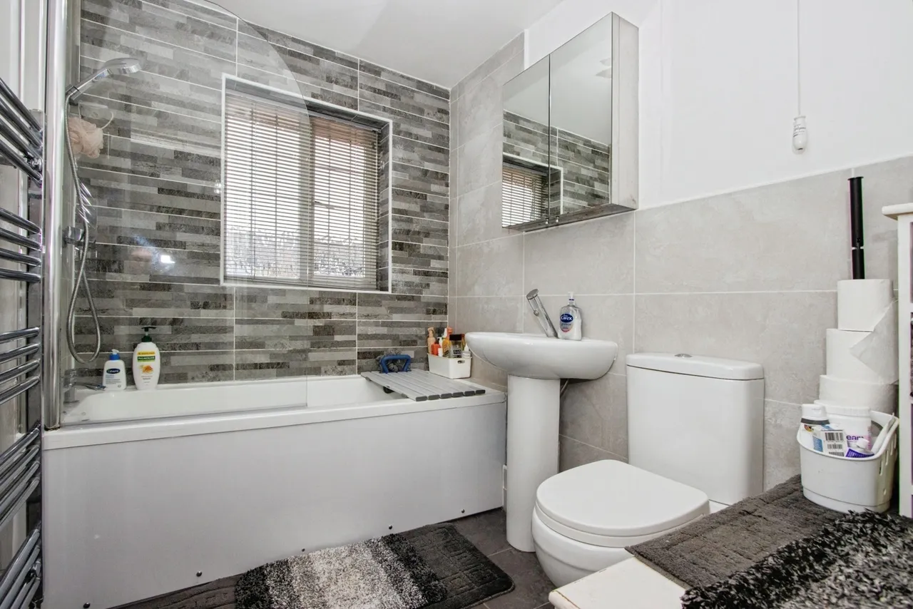 Rushworth Close, Stanley, WF3, photo 14