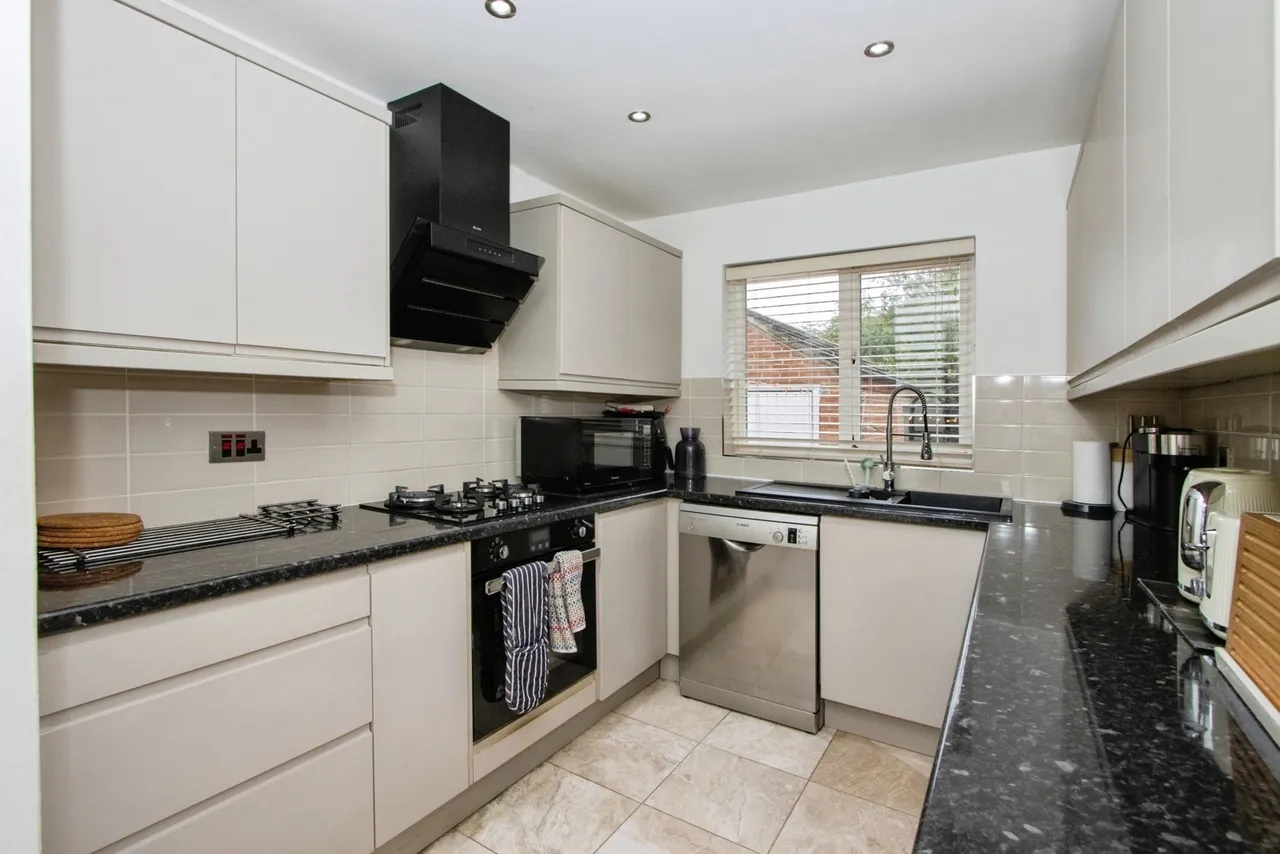 Rushworth Close, Stanley, WF3, photo 3
