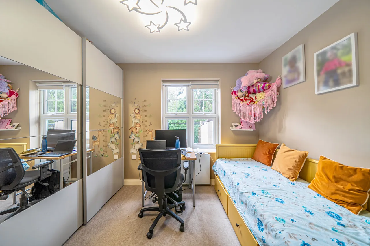 Colnhurst Road, Watford, WD17, photo 12