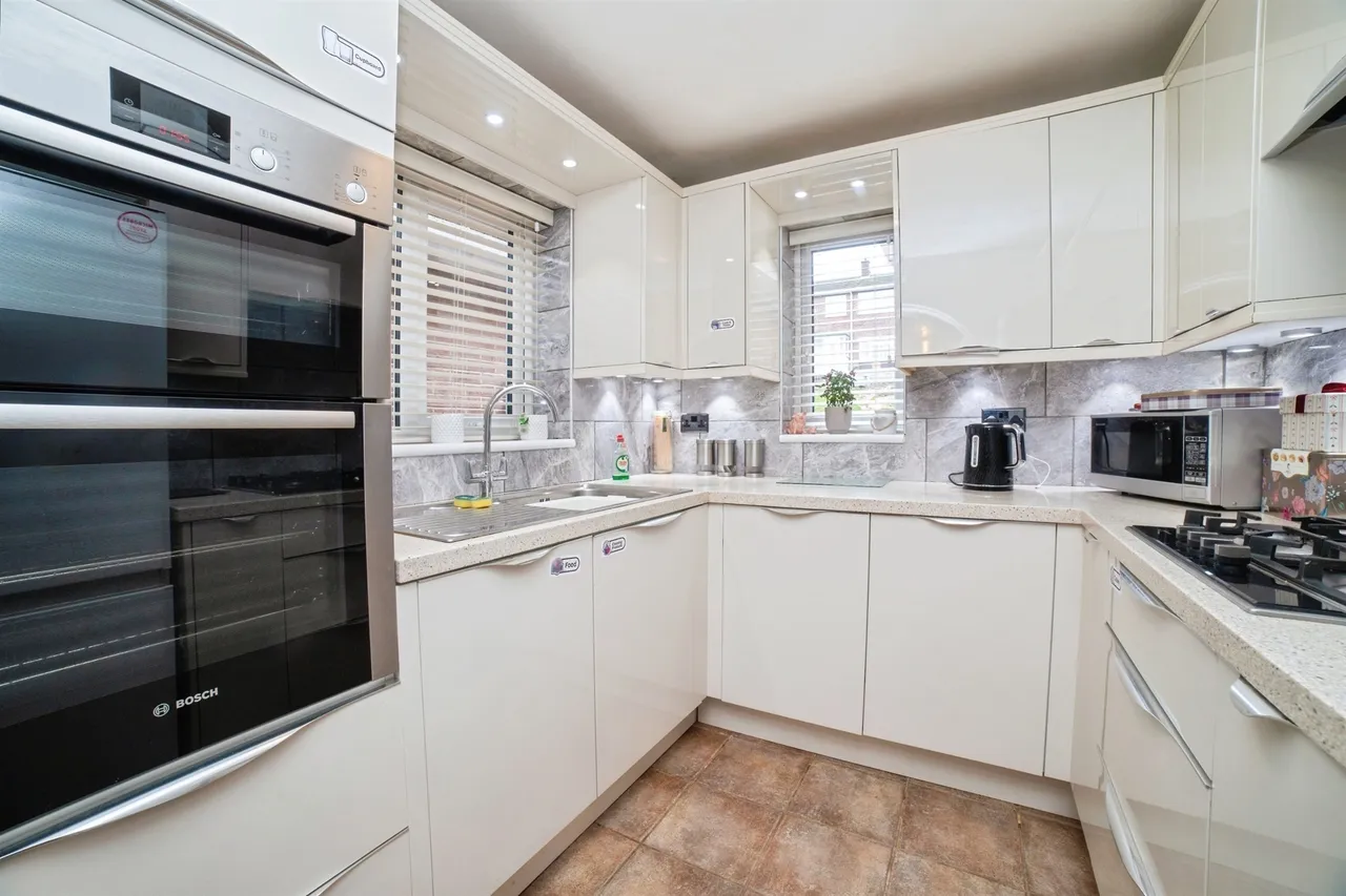 Lynnes Close, Blidworth, NG21, photo 6