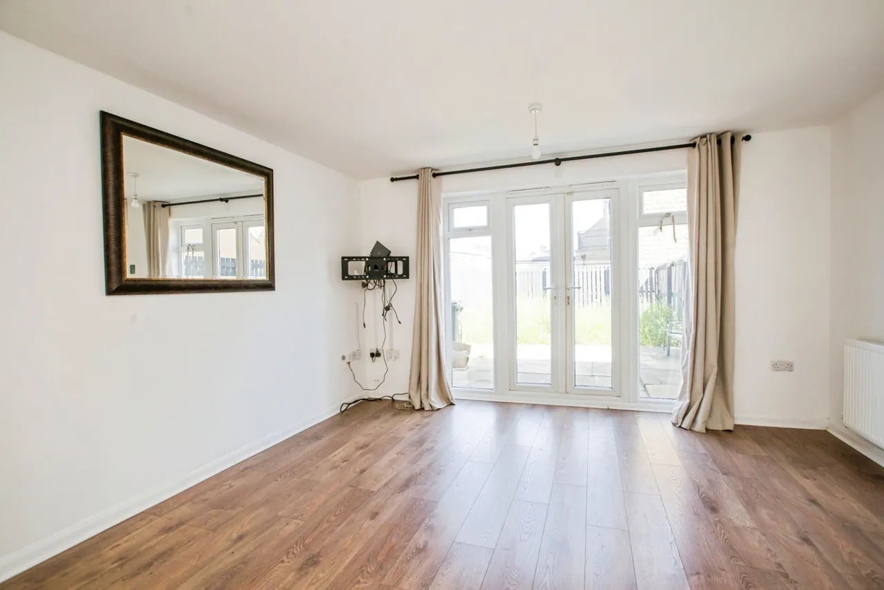 Cusworth Close, Halifax, West Yorkshire, HX1, photo 11