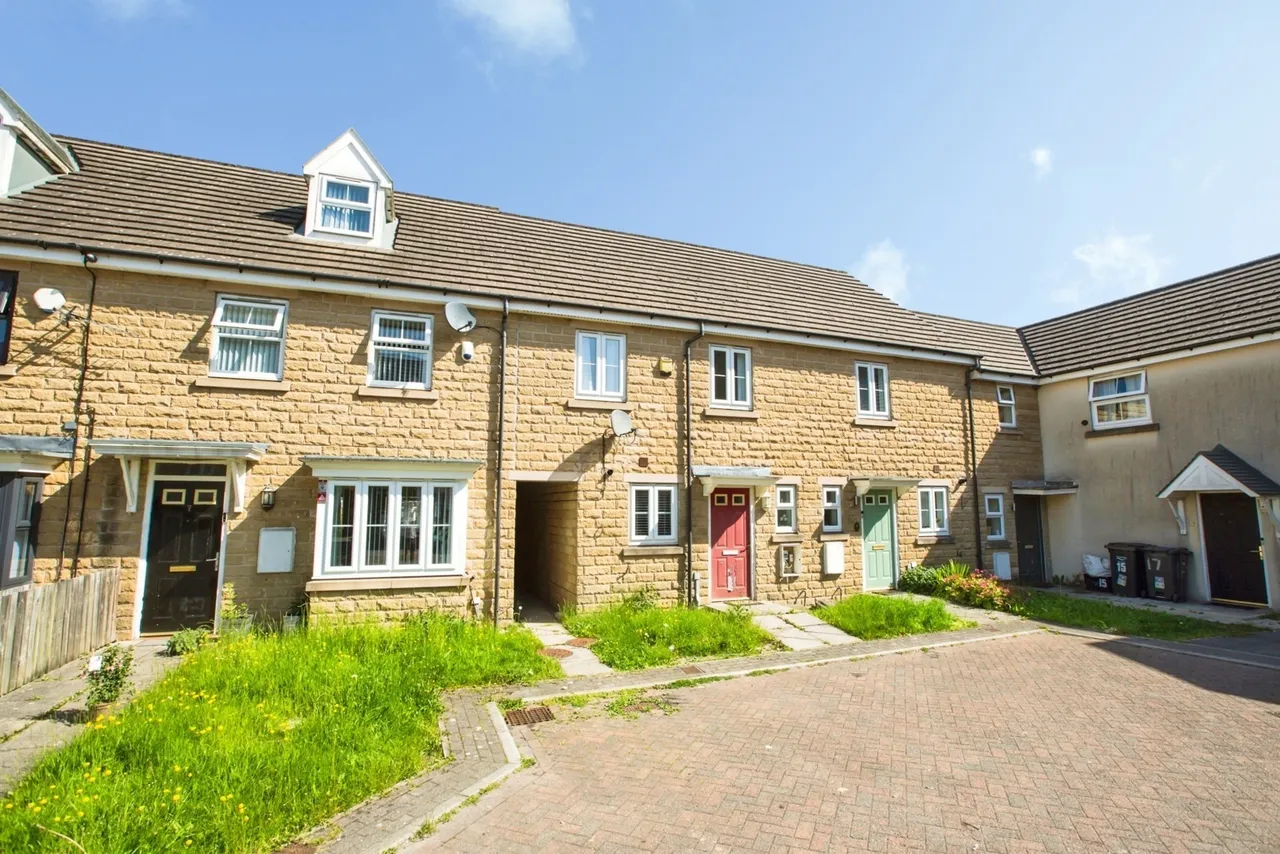 Cusworth Close, Halifax, West Yorkshire, HX1, photo 20