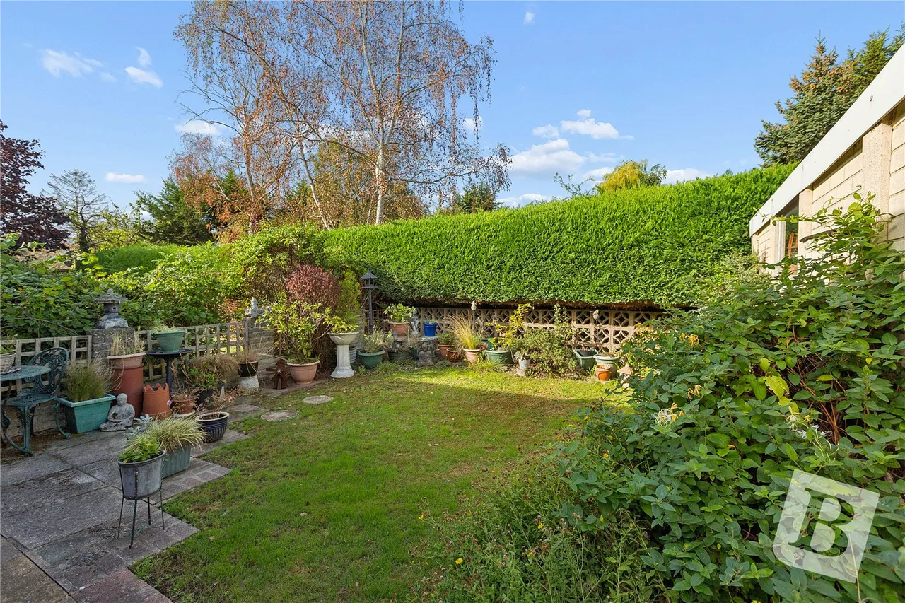 Carruthers Close, Wickford, SS11, photo 7