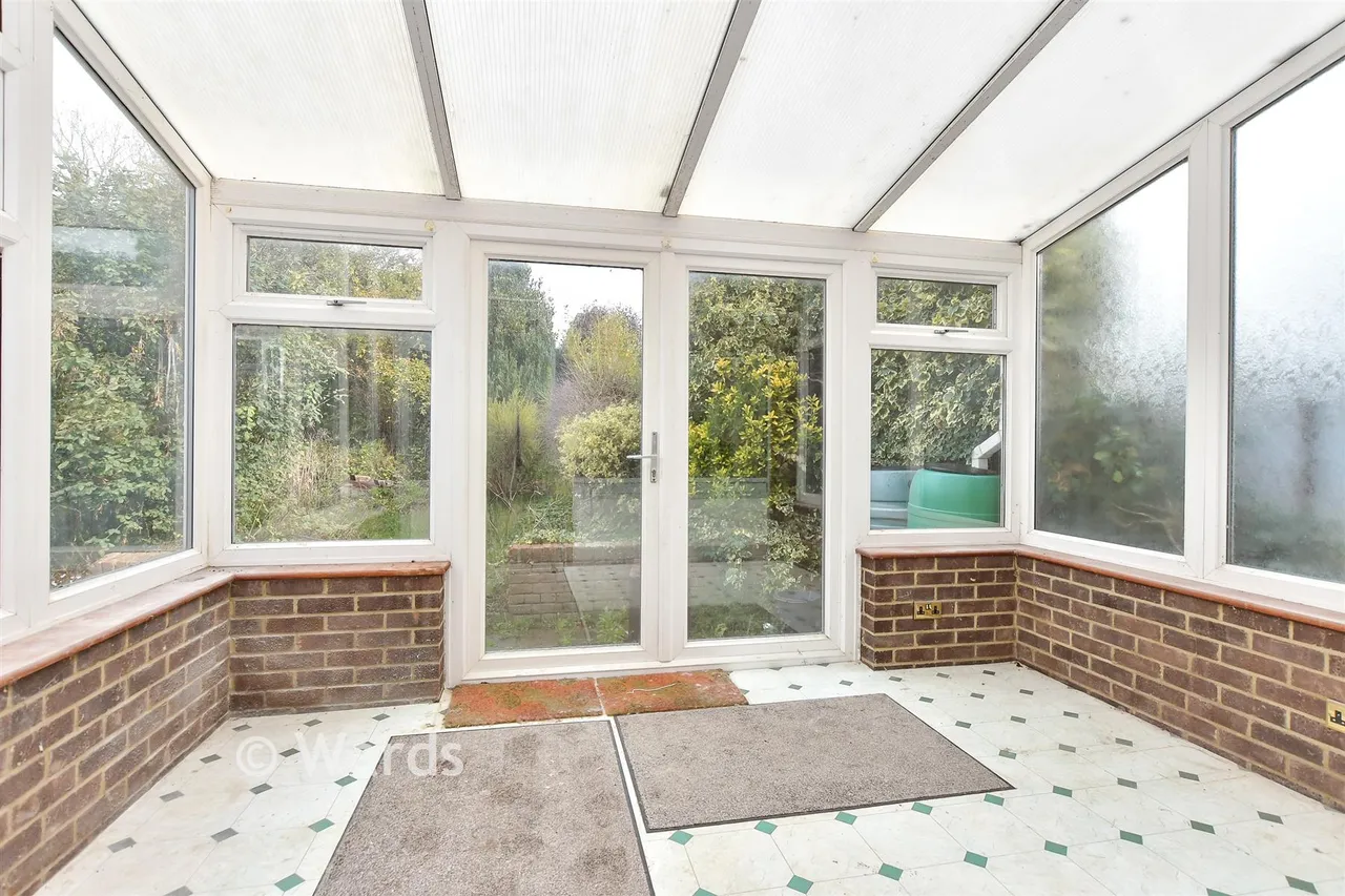 Southsea Avenue, Minster On Sea, ME12, photo 4