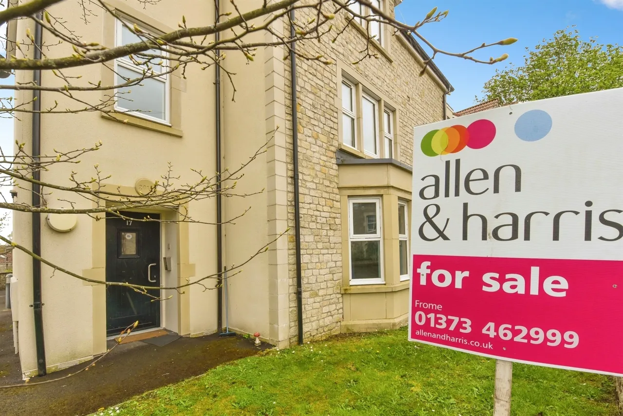 Bennett Gardens, Frome, BA11, photo 17