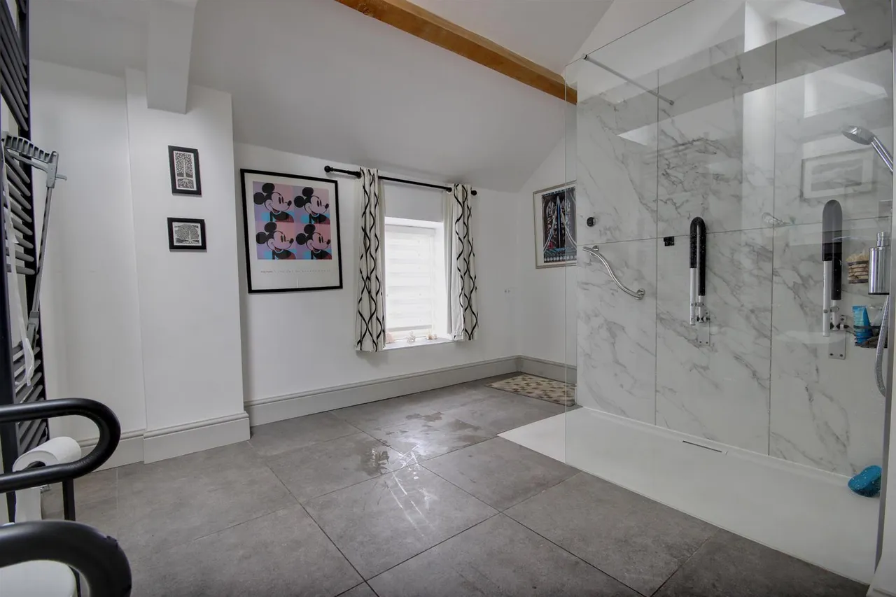 Eastgate, North Newbald, York, photo 15