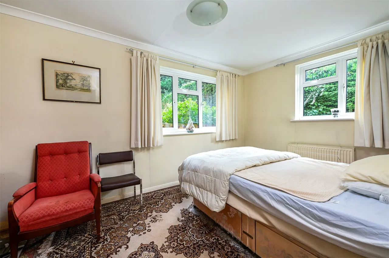 Cedar Road, Farnborough, Hampshire, GU14 7AX, photo 7