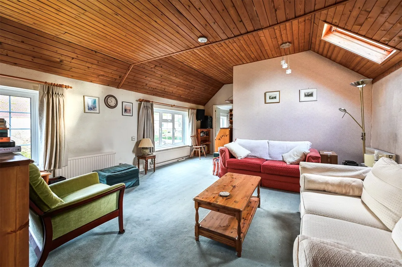 Cedar Road, Farnborough, Hampshire, GU14 7AX, photo 3