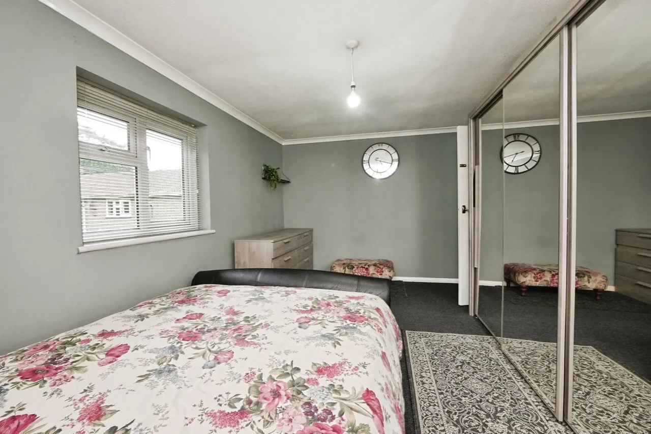 Guilford Avenue, Whitfield, CT16, photo 7