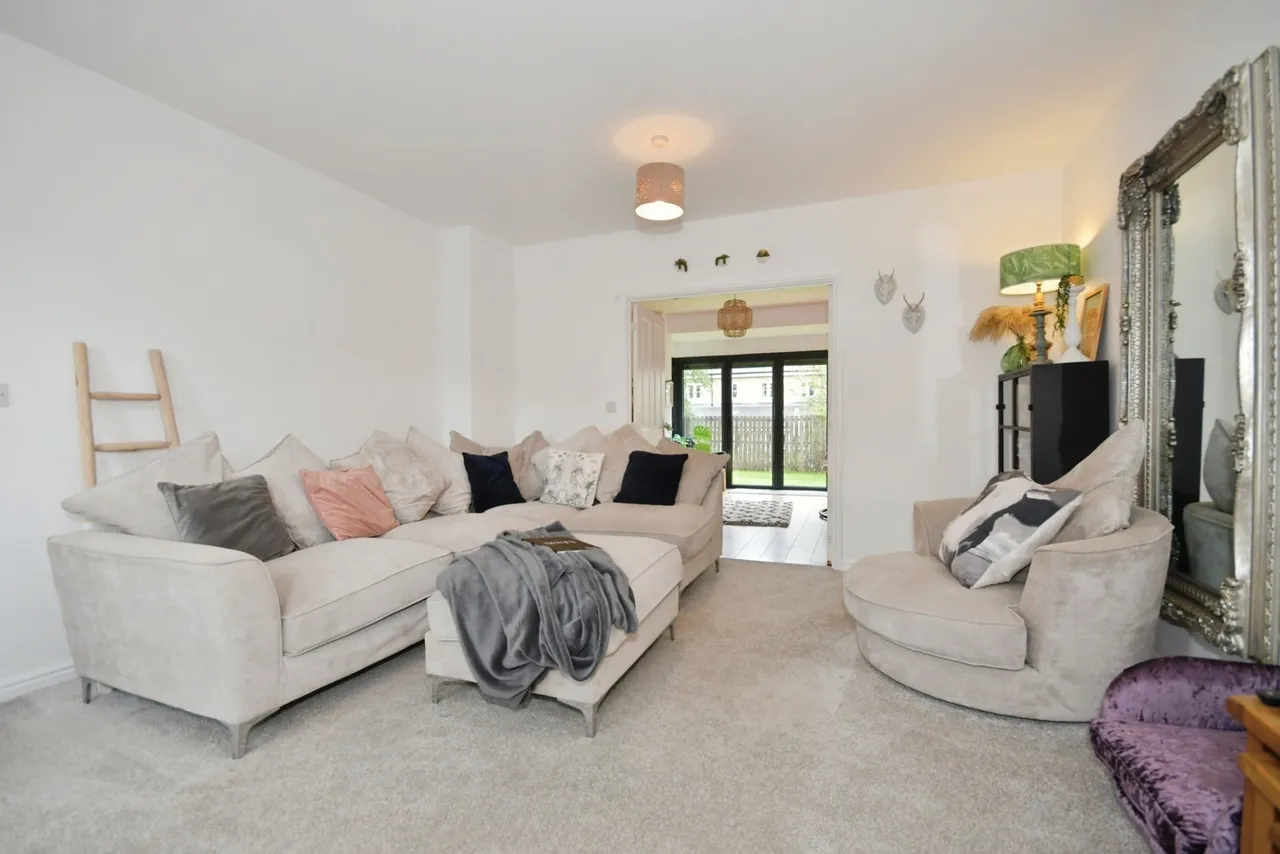 Otterhole Close, BUXTON, Derbyshire, SK17, photo 11